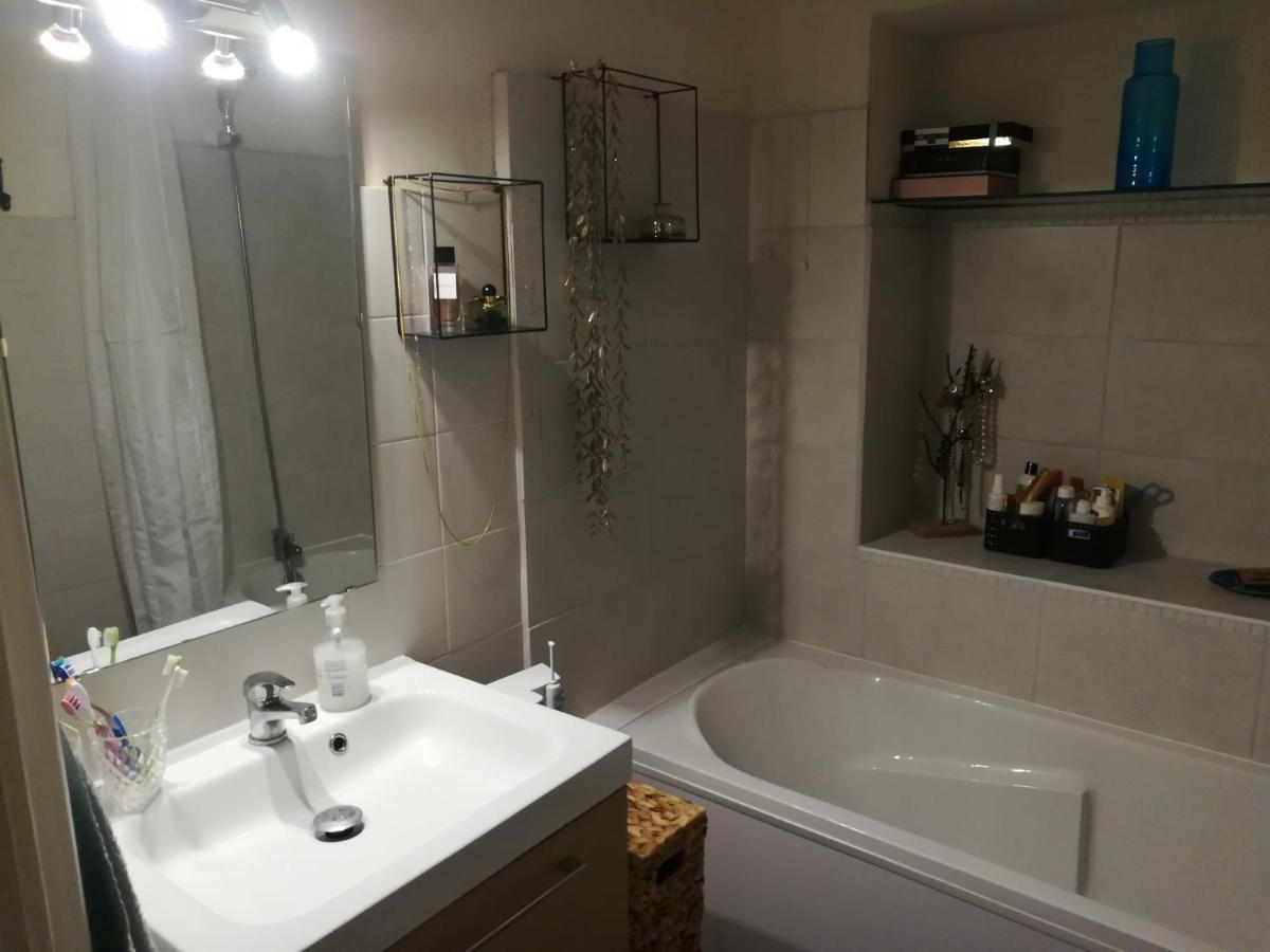 Confortable F3 Proche Gare Saint Roch Et Centre Apartamento Montpellier Exterior foto